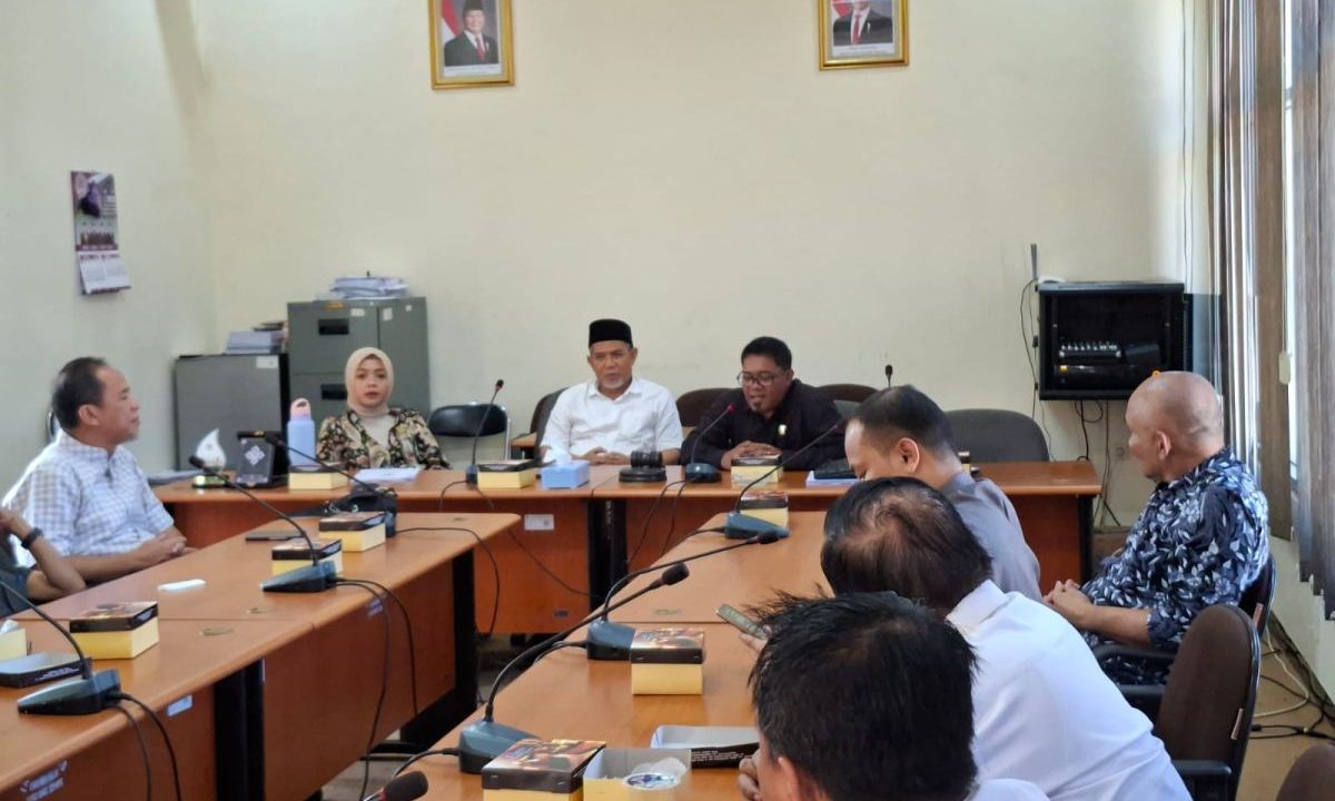 Fraksi PKS Dorong Optimalisasi Dampak Ekonomi dan Penyerapan Tenaga Kerja dari Pengelolaan MBG